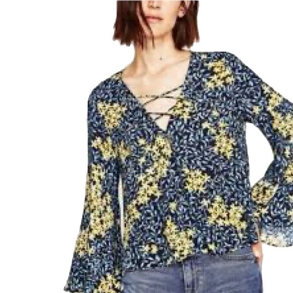 Zara Smocked Crop Swing Bell Sleeve Lace Up Blouse Women’s XS Blue yellow Floral - Picture 1 of 10
